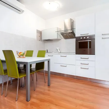 Apartman Sea View *