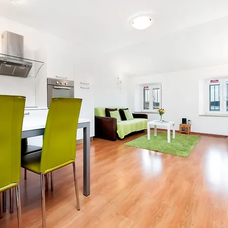 Sea View Apartman *